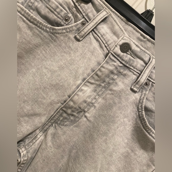 Levi’s Jeans - Picture 2 of 4